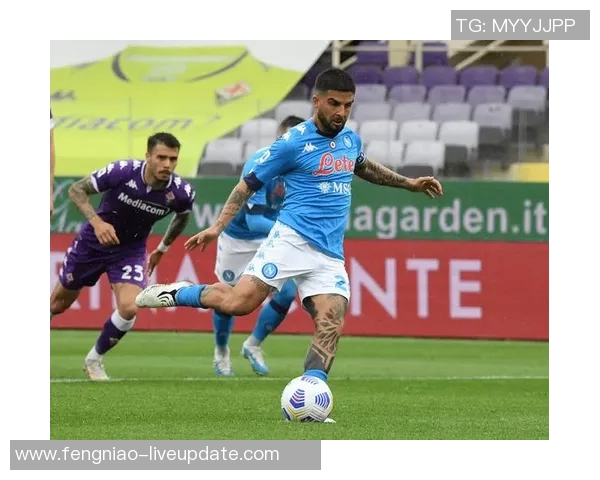 德甲焦点战国米与那不勒斯握手言和红牌事件引发全场热议