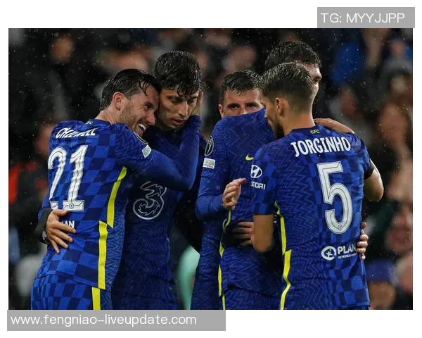 切尔西友谊赛大胜多特蒙德红牌事件引发全场热议与争议分析 切尔西友谊赛大胜多特蒙德红牌事件引发全场热议与争议分析