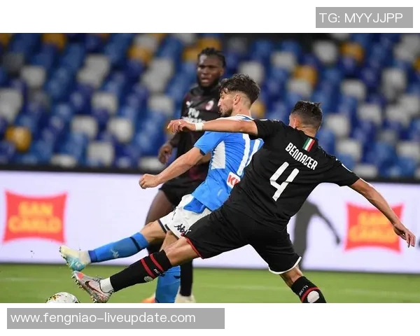 德甲精彩对决：里昂与那不勒斯激战成平局引发全场热议