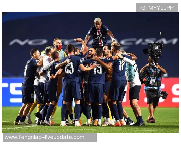 中超精彩对决巴黎圣日耳曼逆转拜仁全场沸腾分析